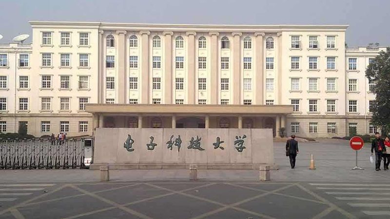 芯片与半导体：揭秘两者的本质区别与品牌选择
